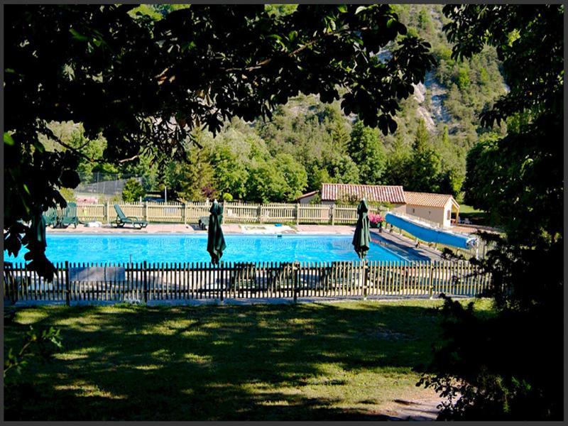 Logis Hotel Le Ceans Orpierre Экстерьер фото
