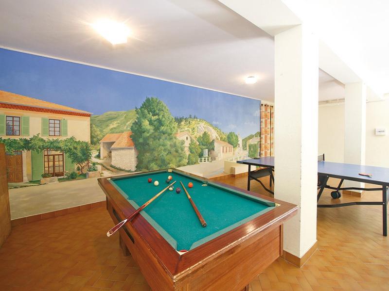 Logis Hotel Le Ceans Orpierre Экстерьер фото